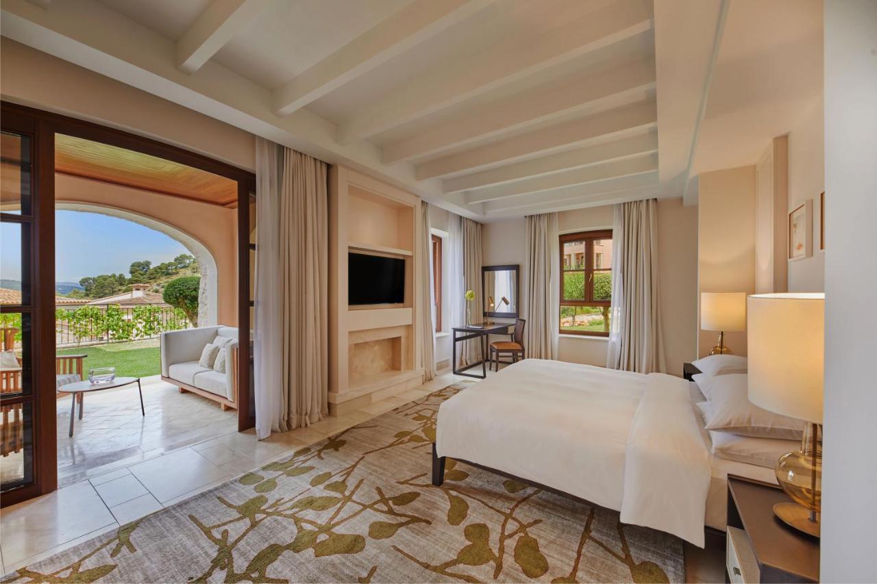 Suite Junior con vistas al jardín